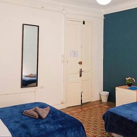 Bed and Breakfast Banys Nous R2 Барселона Экстерьер фото